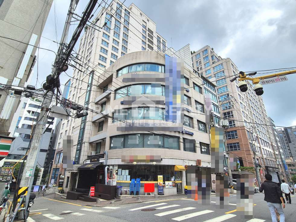 서울 강남구 논현동 강남구청역 사무실 임대 │ 도보 1분 │ 깔끔한 인테리어 │ 전용 17평 월세 매물번호 10180 사진 12