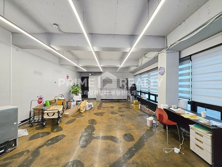 서울 강남구 신사동 신사동 사무실 임대 │ A급 인테리어·발렛 가능 │ 전용 23평 월세 매물번호 10215 사진 4
