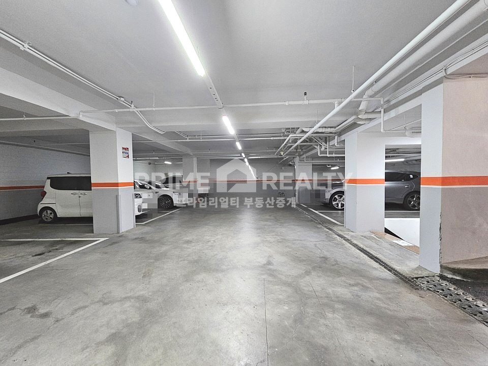 서울 강남구 논현동 강남구청역 사무실 임대│45평│A급 인테리어+테라스 월세 매물번호 10224 사진 14