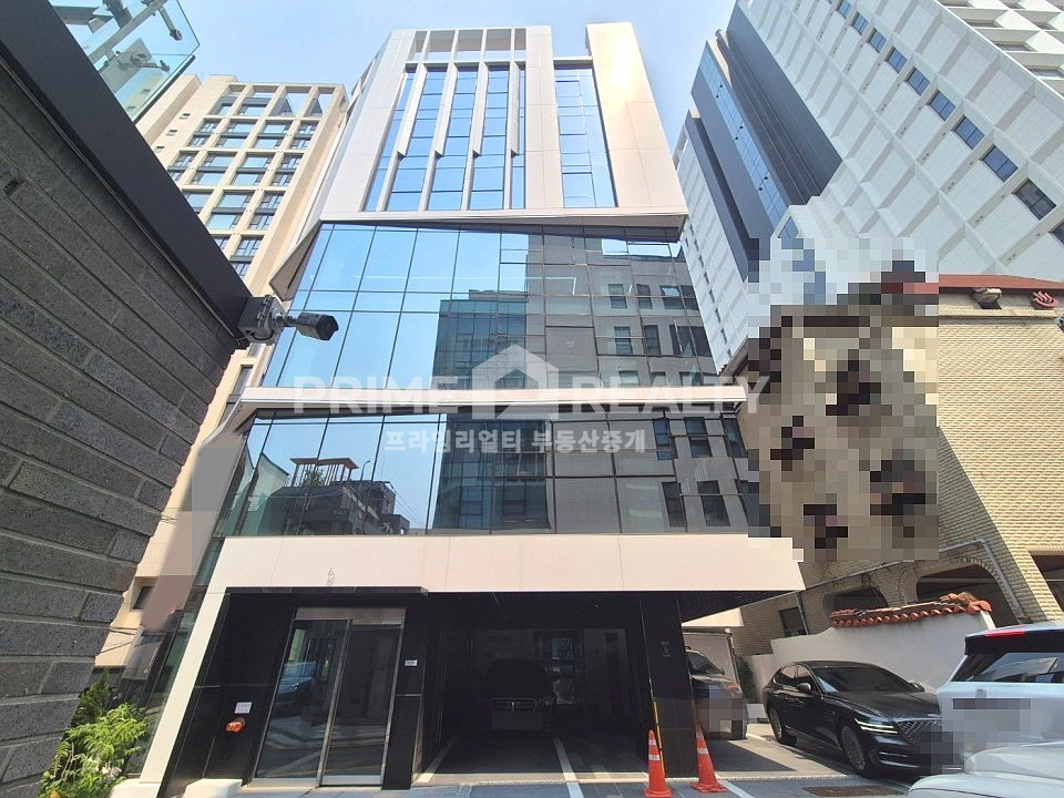 서울 강남구 논현동 강남구청역 사무실 임대 │ 오픈형 첫 입주 │ 전면·측면 통유리 인테리어 월세 매물번호 10222 사진 10