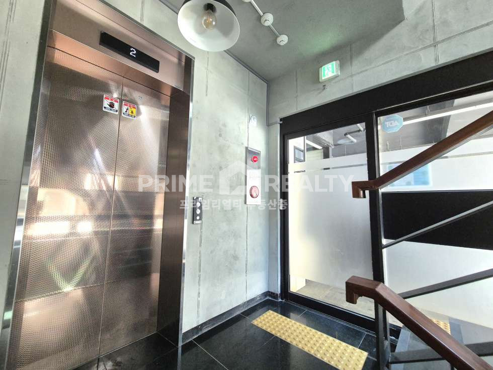 서울 강남구 논현동 논현동 사옥 임대│언주역 2분│주차 5대│연면 208평│강남통임대 월세 매물번호 10430 사진 2