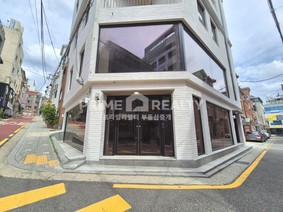 서울 서초구 방배동 방배동 사옥 임대 │ 방배역·내방역 더블역세권 │ 코너입지 │ 연면적 150평 월세 매물번호 10168 사진 6