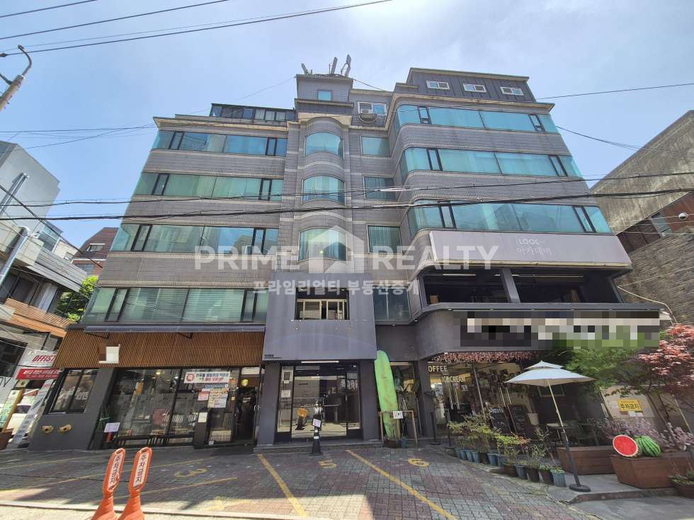서울 강남구 논현동 논현동 사무실 신사역 인근 40평 사무실 – 화이트톤 인테리어 + 무료주차 포함 월세 매물번호 10059 사진 10