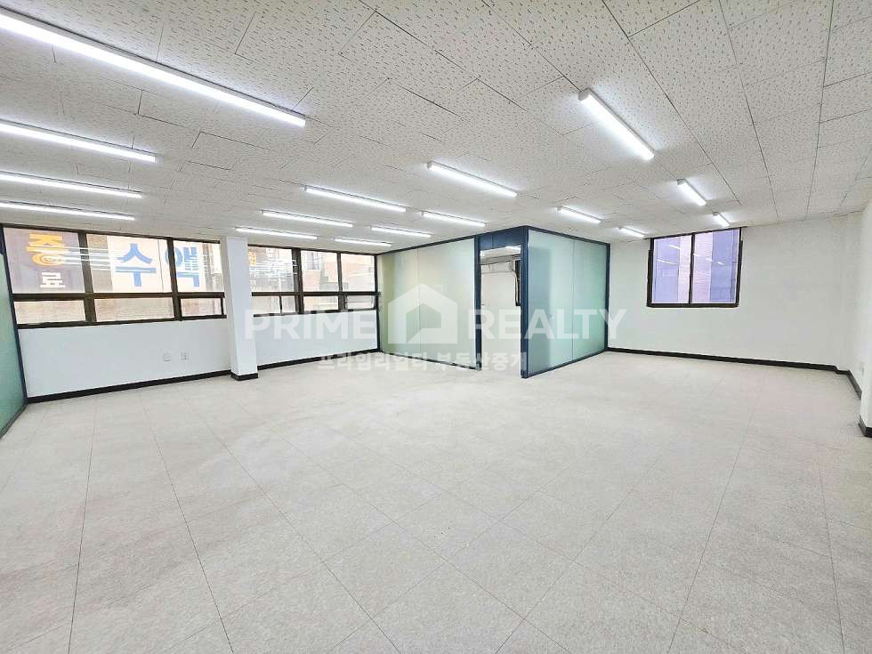 서울 강남구 논현동 신논현역 사무실 임대 │ 도보 1~2분 │ 단독층 A급 인테리어 │ 전용 30평 월세 매물번호 10157 사진 8