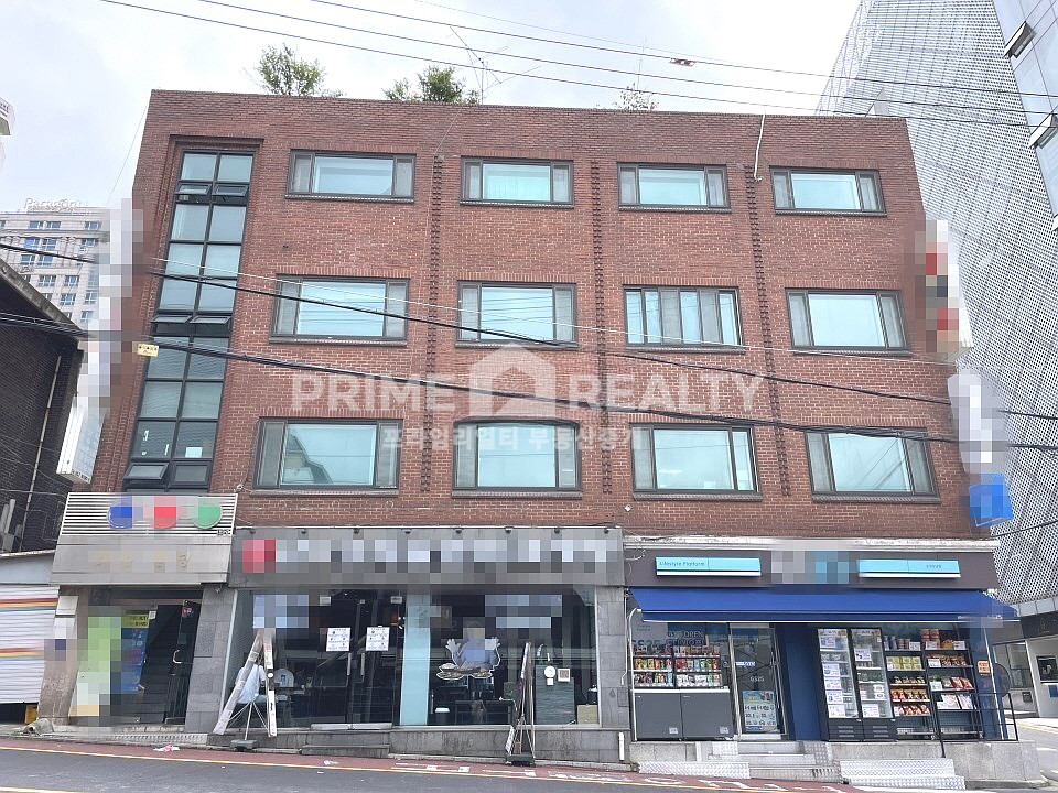 서울 강남구 논현동 강남구청역 사무실 임대 │ 직사각형 구조+소형룸 │전용 53평│도보 3분 월세 매물번호 10190 사진 13