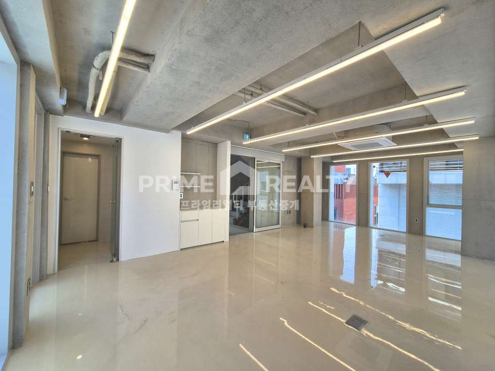 서울 강남구 논현동 학동역 사옥 임대 │ 신축 첫입주 │ 루프탑 + 테라스 │연면적 161평│강남사옥임대 월세 매물번호 10142 사진 15