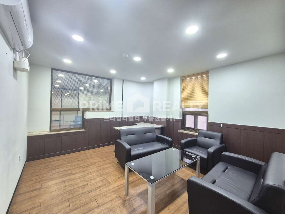 서울 강남구 논현동 강남구청역 사무실 임대│룸2+홀 구조│채광 좋은 깔끔 사무실 월세 매물번호 10186 사진 11