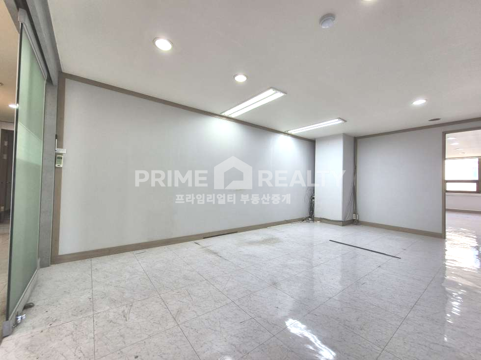 서울 강남구 논현동 신사역도보1분 주차가능 채광좋음 룸2개 논현동사무실임대 강남인테리어사무실임대 강남사무실임대 월세 매물번호 10032 사진 6