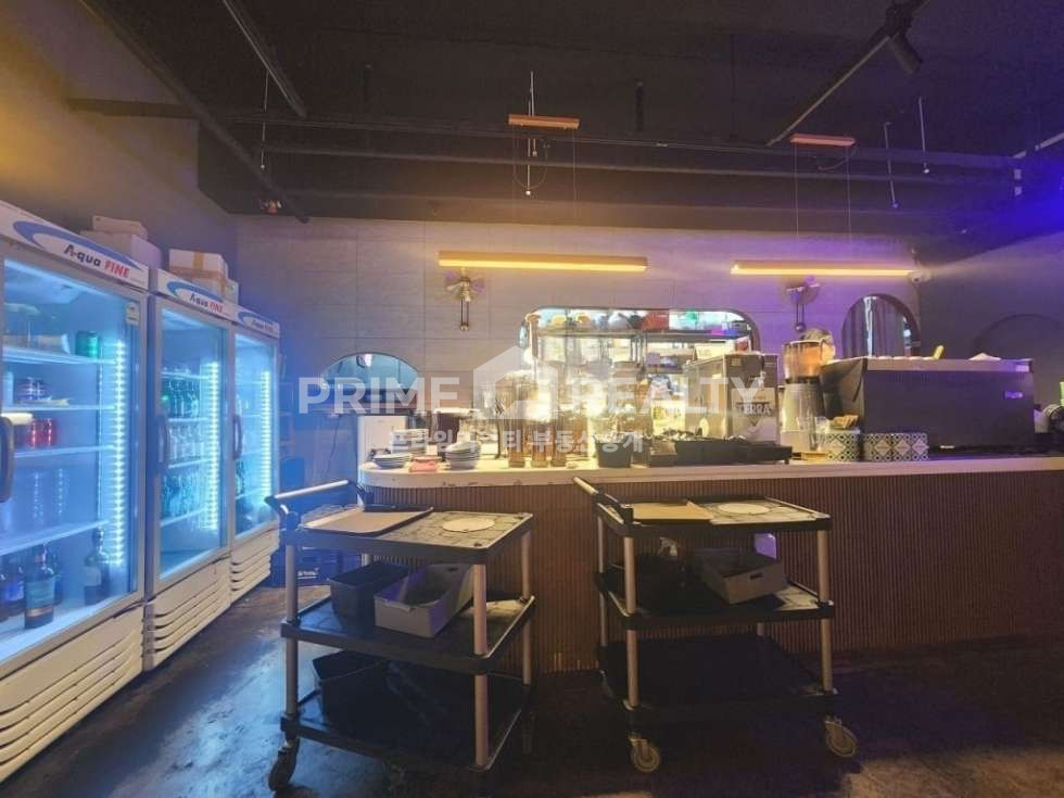 서울 강남구 신사동 신사동 상가 임대│전용 70평│세로수길 음식점 추천│강남상가임대 월세 매물번호 10481 사진 2