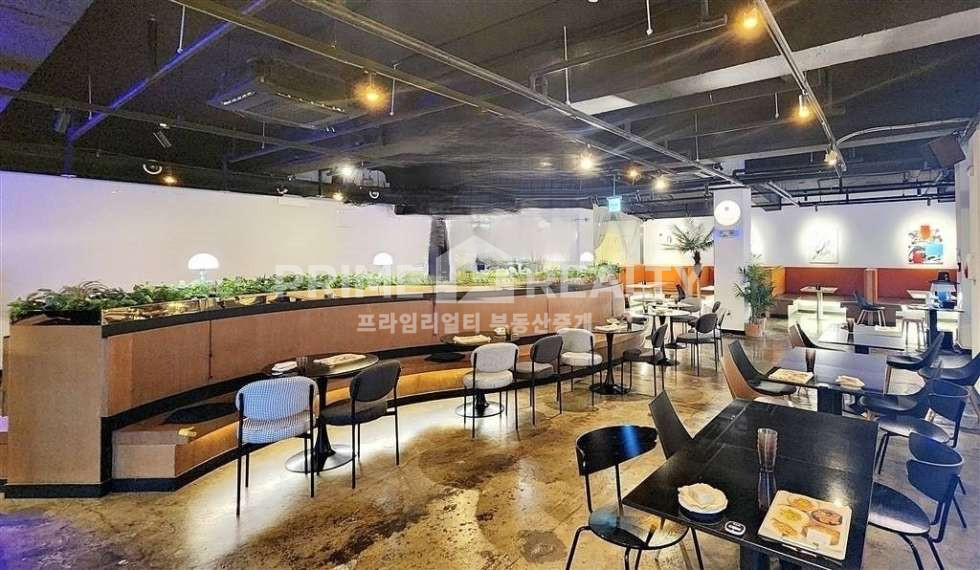 서울 강남구 신사동 신사동 상가 임대│전용 70평│세로수길 음식점 추천│강남상가임대 월세 매물번호 10481 사진 5