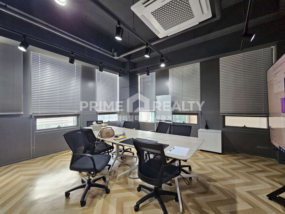 서울 강남구 역삼동 ABTTOWER동 역삼동 사무실 임대 │ 역삼역 도보 8분 │ 대로변 전망우수 │ 전용 50평│강남사무실임대 월세 매물번호 10471 사진 4