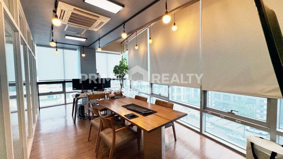 서울 강남구 역삼동 역삼동 사무실 임대 │ 르네상스호텔사거리 대로변 │ 인테리어 인수 가능 │ 전용 50평│강남사무실임대 월세 매물번호 10468 사진 1