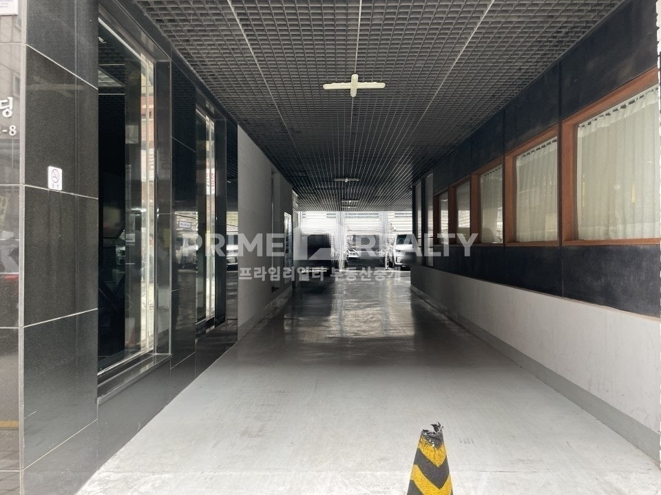 서울 강남구 논현동 강남구청역 스튜디오임대 │ 지하 층고 5M│ 즉시입주 │ 전용 80평 │강남스튜디오임대│강남사무실임대 월세 매물번호 10405 사진 12