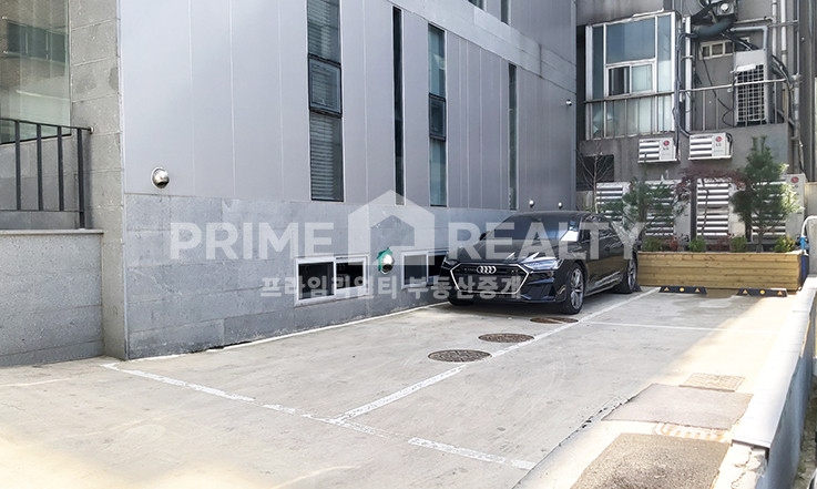 서울 강남구 청담동 청담동 스튜디오 임대 │ 강남구청역 도보 2분 │ 층고 5M 유니크 구조 │ 전용 약 30평│강남스튜디오임대│강남사무실임대 월세 매물번호 10382 사진 12