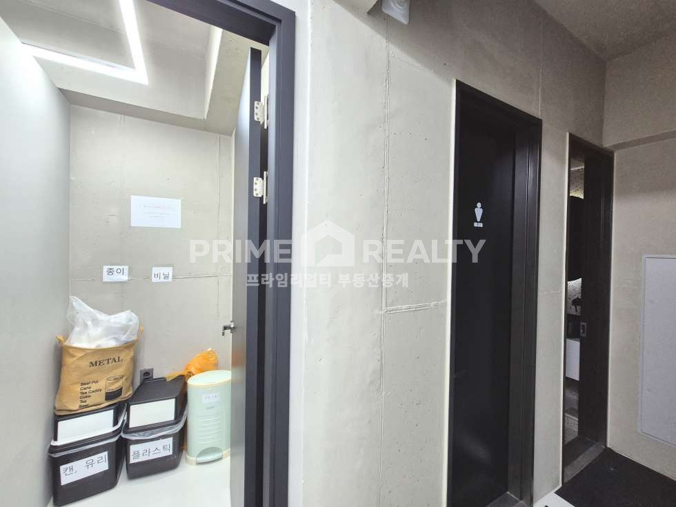 서울 강남구 논현동 논현동 사무실 임대 │ 언주·학동 더블역세권 │ 단독층 + 테라스 │ 전용 약 29평│강남사무실임대 월세 매물번호 10366 사진 6