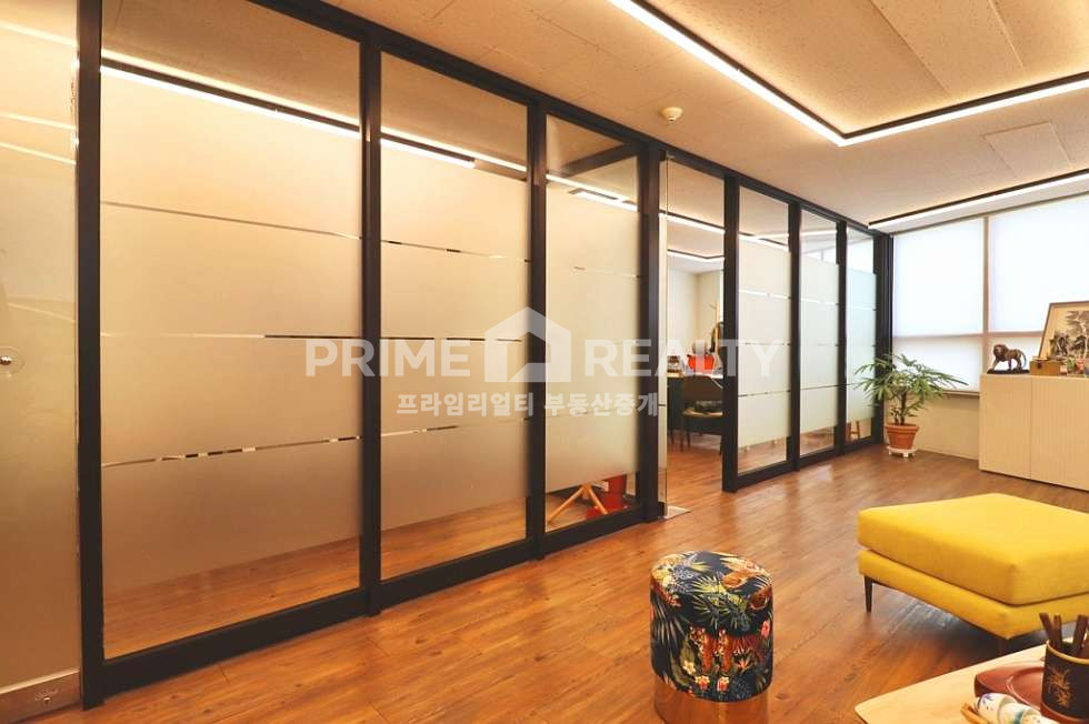서울 강남구 신사동 강남 압구정 사무실 임대 │ 도보 3분 초역세권 │ 전용 22평 │ A급 인테리어 무권리│강남사무실임대 월세 매물번호 10353 사진 3
