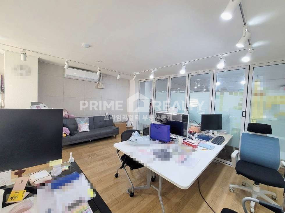서울 강남구 신사동 00동 신사동 사무실 임대 │ 전용 35평 │ 깔끔 인테리어 │ 가성비 우수│강남사무실임대 월세 매물번호 10349 사진 6