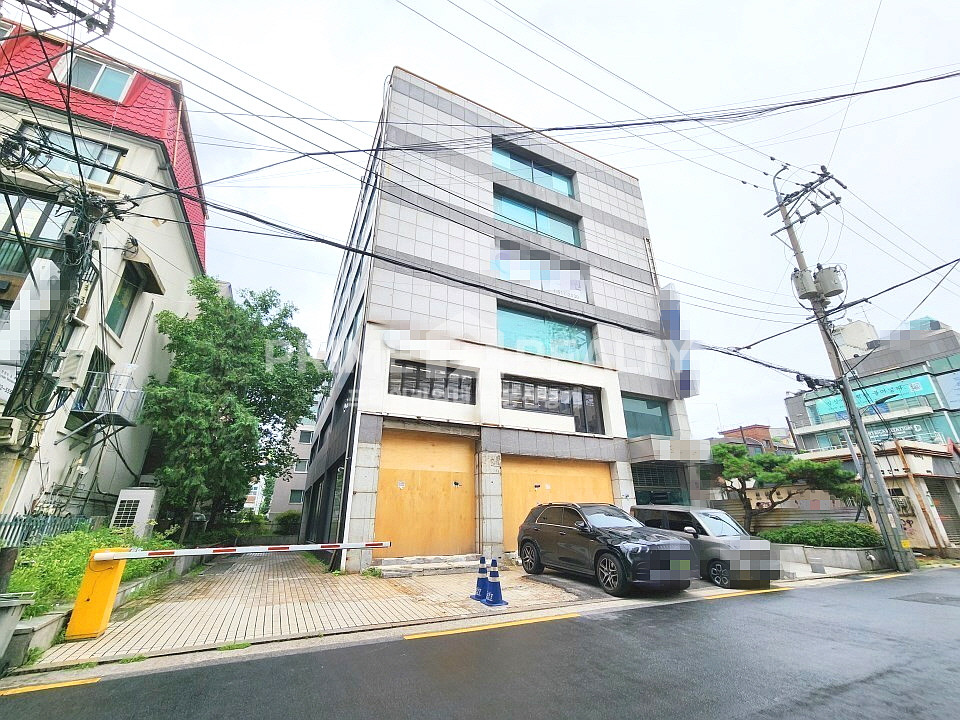서울 강남구 신사동 압구정 사무실 임대 │ 2층 단독 전용 60평 │ CEO룸 포함 공간구성 우수│강남사무실임대 월세 매물번호 10348 사진 15
