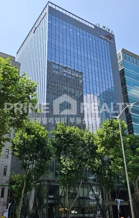 서울 강남구 역삼동 역삼동 프라임 오피스 임대 │ 역삼역 도보 5분 │ 대로변 + 신축 랜드마크 빌딩 │ 전용 191평│강남사무실임대 월세 매물번호 10337 사진 1