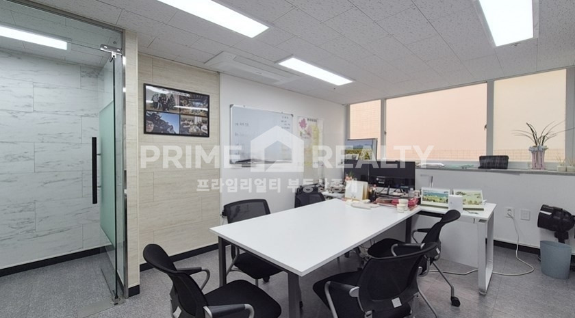 서울 강남구 역삼동 역삼동 사무실 임대 │ 선릉역 도보 1분 │주차2 │ 전용 75평│강남사무실임대 월세 매물번호 10328 사진 3