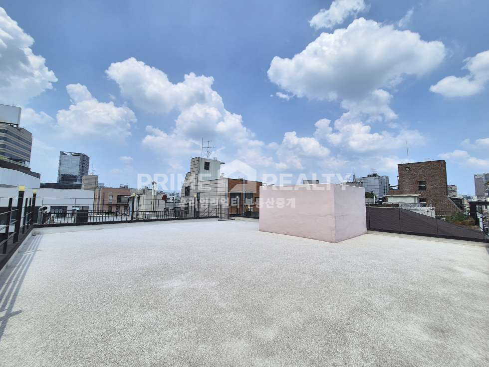 서울 강남구 신사동 1동 신사동 사무실 임대 │ 신사역 도보 4분 │ 루프탑 포함 단독층 │ 전용 32평│강남사무실임대 월세 매물번호 10280 사진 9