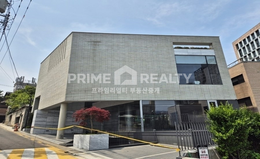 서울 강남구 역삼동 역삼동 사옥 임대 │ 언주역 도보 4분 │ 디자인 외관 + 층고 높은 개방감 │ 연면 262평│강남사옥임대│강남통임대│강남사무실임대 월세 매물번호 10266 사진 1
