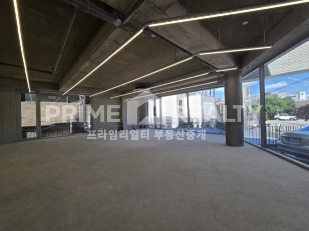서울 강남구 역삼동 역삼동 사옥 임대 │ 언주역 도보 4분 │ 디자인 외관 + 층고 높은 개방감 │ 연면 262평│강남사옥임대│강남통임대│강남사무실임대 월세 매물번호 10266 사진 9