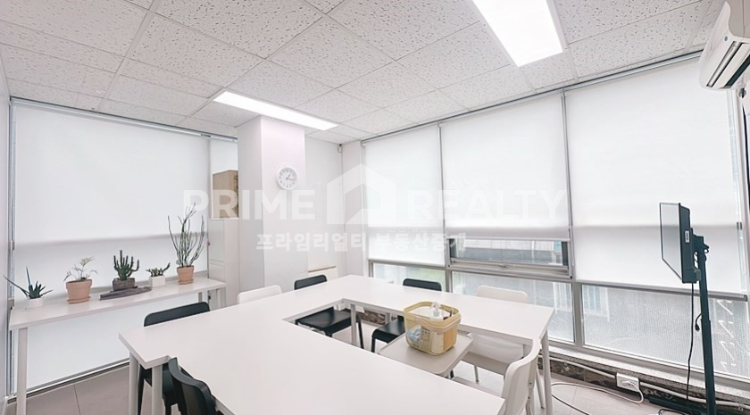 서울 강남구 역삼동 언주역 사무실 임대 │ 도보 2분 초역세권 │ 가성비 최강 홀+룸4 │ 전용 27평│강남사무실임대 월세 매물번호 10258 사진 2