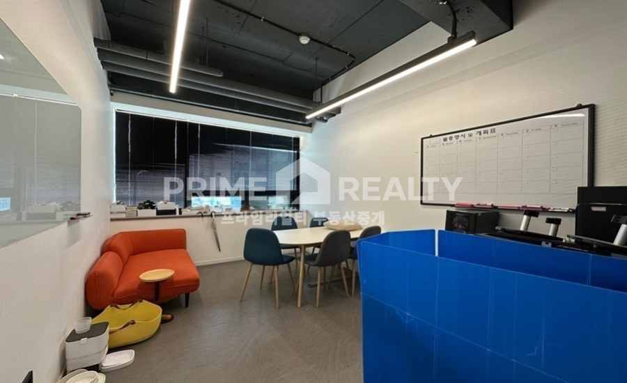 서울 강남구 신사동 신사동 사무실 임대 │ 도산공원 대로변 │ 8룸 구조 │ 전용 90평│강남사무실임대 월세 매물번호 10249 사진 5