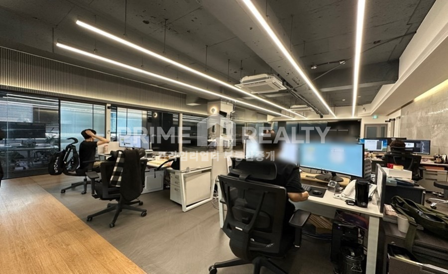 서울 강남구 신사동 신사동 사무실 임대 │ 도산공원 대로변 │ 8룸 구조 │ 전용 90평│강남사무실임대 월세 매물번호 10249 사진 7