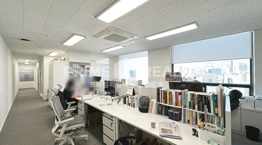 서울 강남구 신사동 신사동 대형 사무실 임대 │ 도산대로 대로변 │ 공간분리 인테리어 │ 전용 110평│강남사무실임대 월세 매물번호 10243 사진 7