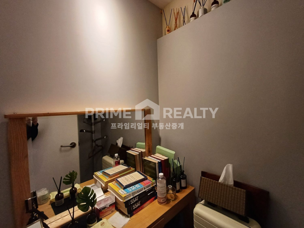 서울 강남구 신사동 신사동 사무실 임대 │ 압구정역 도보권 │ 고급 인테리어 │ 전용 20평│강남사무실임대 월세 매물번호 10240 사진 5
