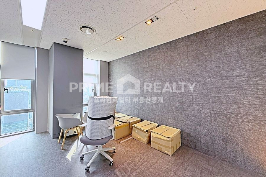 서울 강남구 신사동 신사동 사무실 임대 │ 도산대로 S급 한강뷰 │ 전용 90평│강남사무실임대 월세 매물번호 10236 사진 7