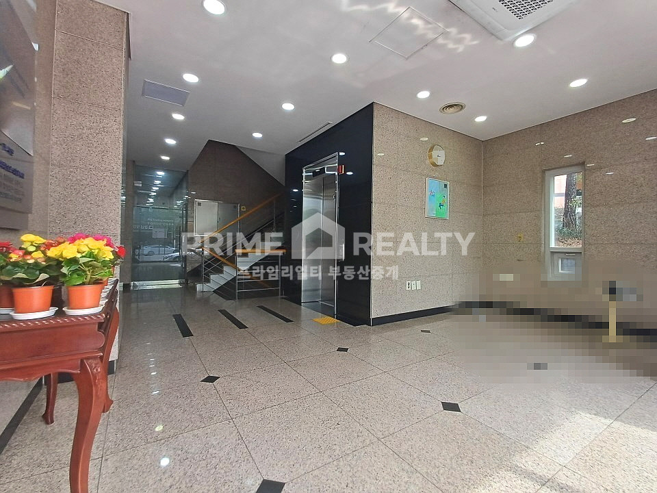 서울 강남구 논현동 학동역 사무실 임대 │ 대로변 │ 넓은 홀+4룸 │ 전용 약 60평│강남사무실임대 월세 매물번호 10228 사진 11