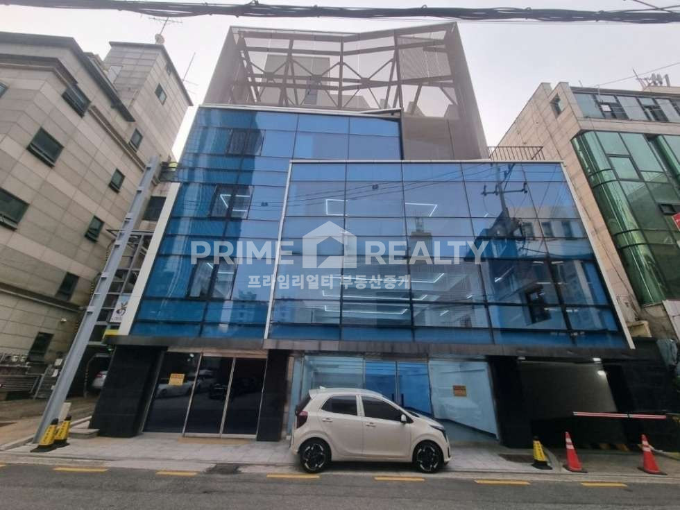 서울 강남구 역삼동 역삼동 사무실 임대 │ 역삼역 9분 │ 전용 23평 │ 자주식주차 1대 │강남사무실임대 월세 매물번호 10673 사진 10