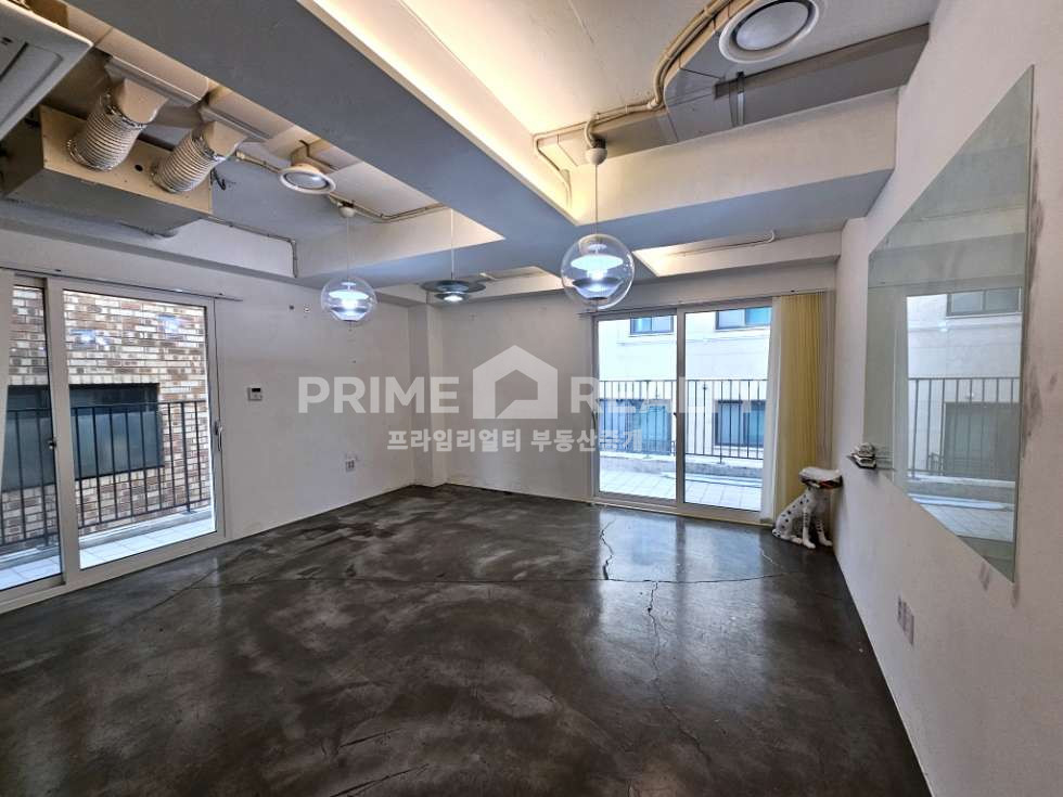 서울 강남구 역삼동 역삼동 사무실 임대 │ 역삼역 도보 7분│ 테라스 보유│전용 32평│강남사무실임대 월세 매물번호 10665 사진 7