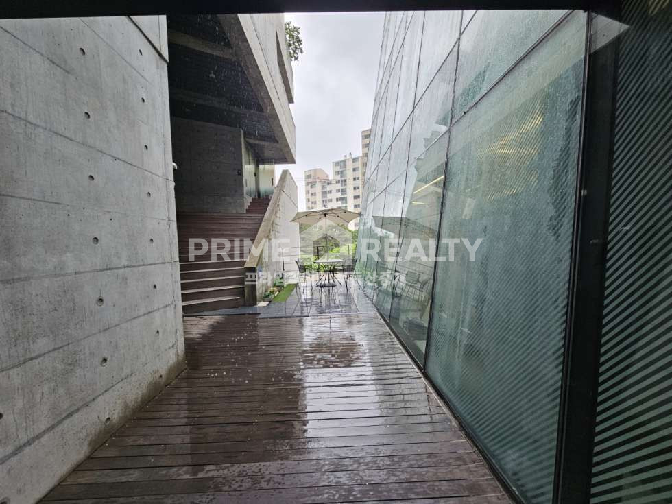 서울 강남구 논현동 논현동 사무실 임대│강남구청역 도보권│통창형 개방감 · 테라스 │전용 41평│강남사무실임대 월세 매물번호 10687 사진 14