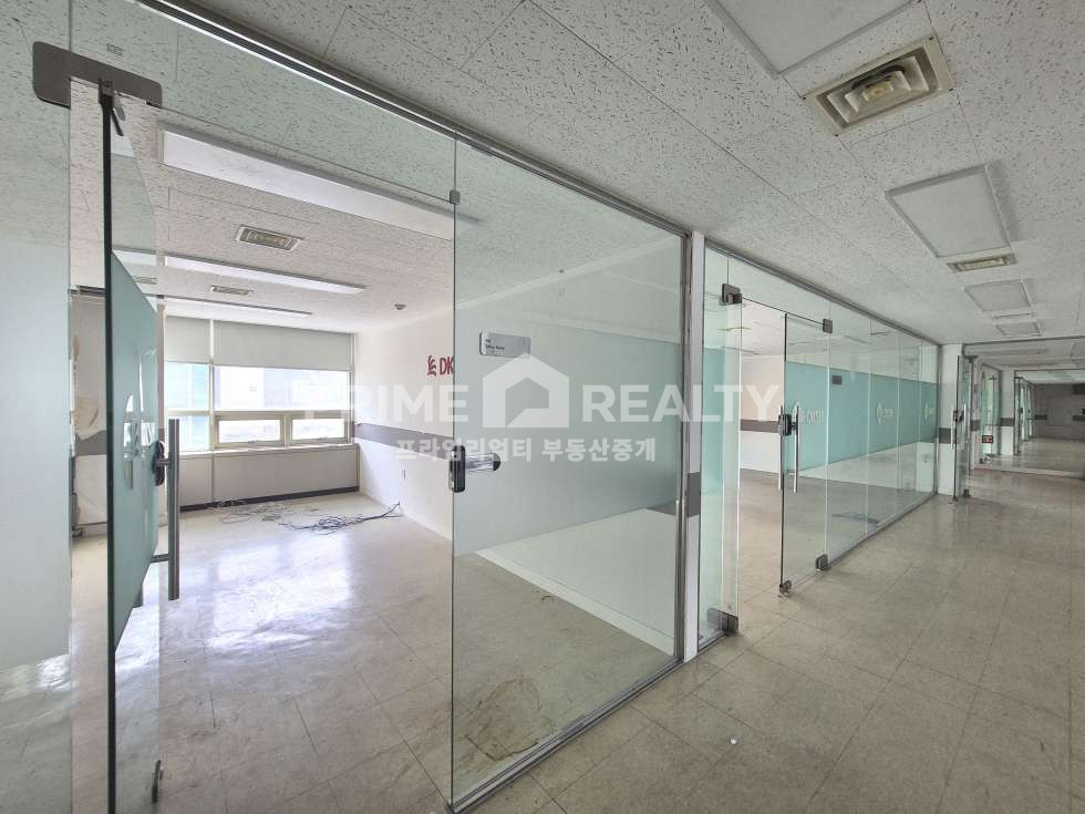 서울 강남구 역삼동 역삼동 사무실 임대│도곡로 대로변 사무실│인테리어 완비│전용 60평│강남사무실임대 월세 매물번호 10698 사진 1