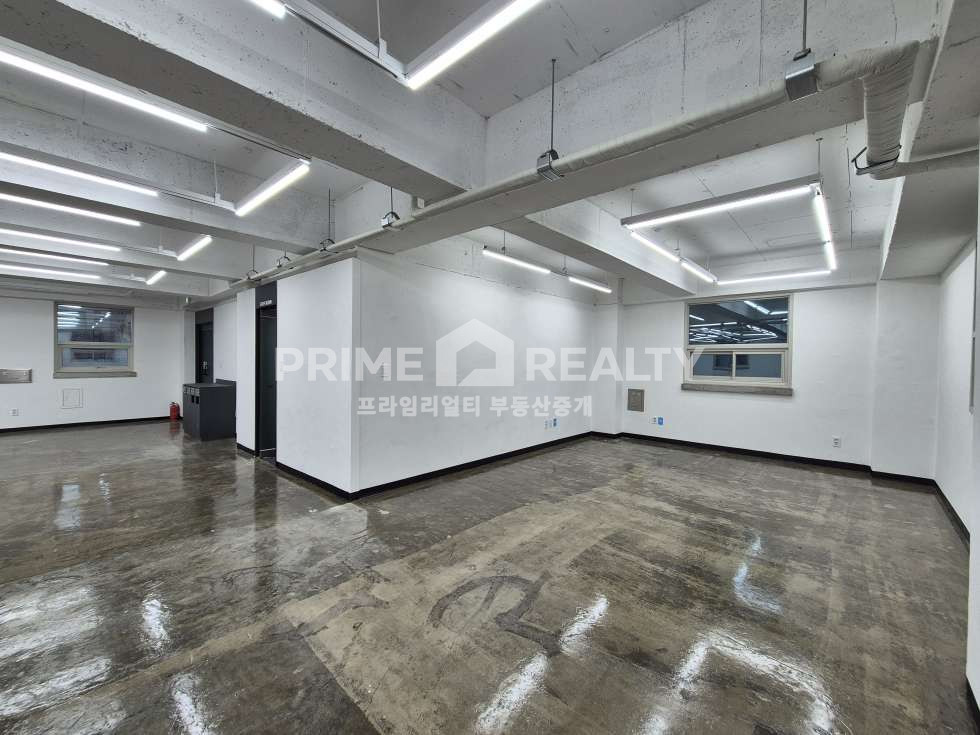 서울 강남구 역삼동 역삼동 사무실 임대│도곡로 대로변 │깔끔한 사무실│전용 59평│강남사무실임대 월세 매물번호 10715 사진 5