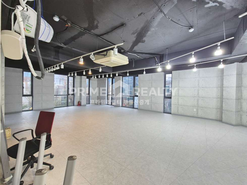 서울 강남구 역삼동 역삼동 사무실 임대 │넓은 테라스│S급 인테리어│3층 단독│강남사무실임대 월세 매물번호 10722 사진 5