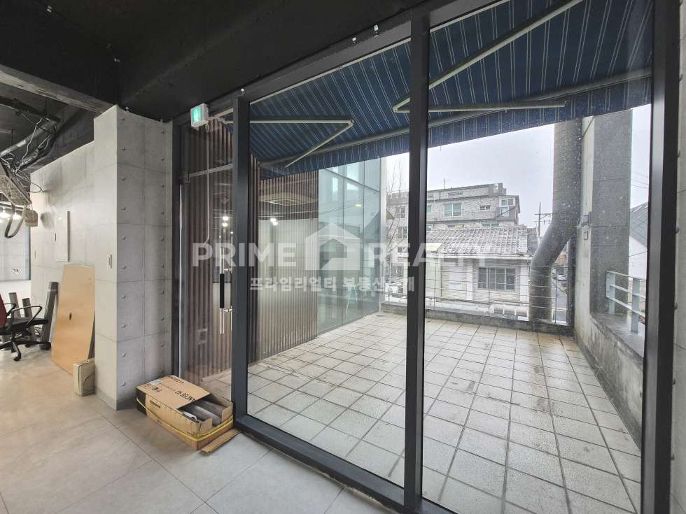 서울 강남구 역삼동 역삼동 사무실 임대 │넓은 테라스│S급 인테리어│3층 단독│강남사무실임대 월세 매물번호 10722 사진 6