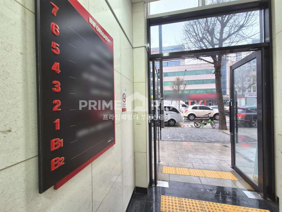 서울 강남구 역삼동 역삼동 사무실 임대 │룸4 인테리어│전용 37평│ 도곡주민센터 사거리 대로변 │강남사무실임대 월세 매물번호 10724 사진 20