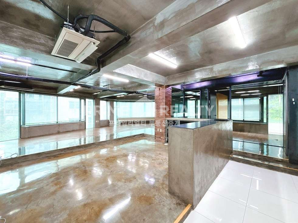 서울 강남구 논현동 1동 학동역 사무실 임대 │ 도보6분 더블역세권 │ 감각적 인테리어 전용60평│강남사무실임대 월세 매물번호 10241 사진 1