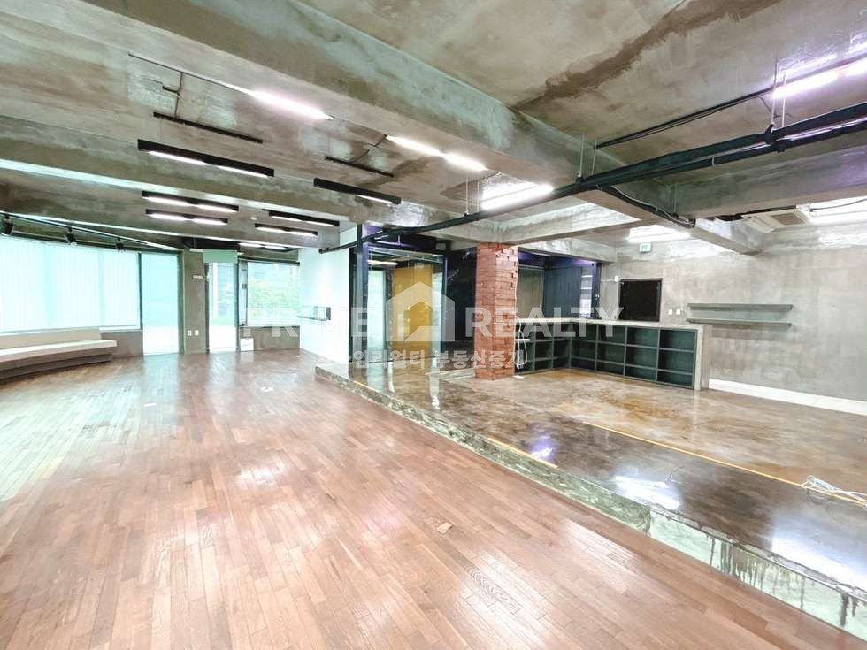 서울 강남구 논현동 1동 학동역 사무실 임대 │ 도보6분 더블역세권 │ 감각적 인테리어 전용60평│강남사무실임대 월세 매물번호 10241 사진 2