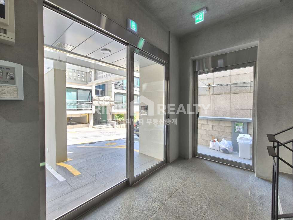 서울 강남구 역삼동 역삼동 사무실 임대 │강남역 도보 11분│신축 첫 입주 노출천장│전용 55평│강남사무실임대 월세 매물번호 10460 사진 7