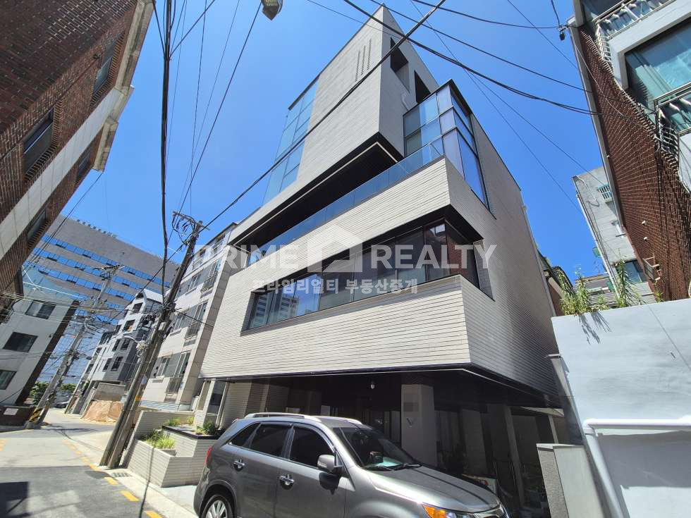 서울 강남구 논현동 논현동 사옥 임대 │ 선정릉역 도보 9분 │ 내부 화장실·테라스·층고 높은 지하 포함 │ 연면 178평│강남사옥임대│강남통임대│강남사무실임대 월세 매물번호 10420 사진 1