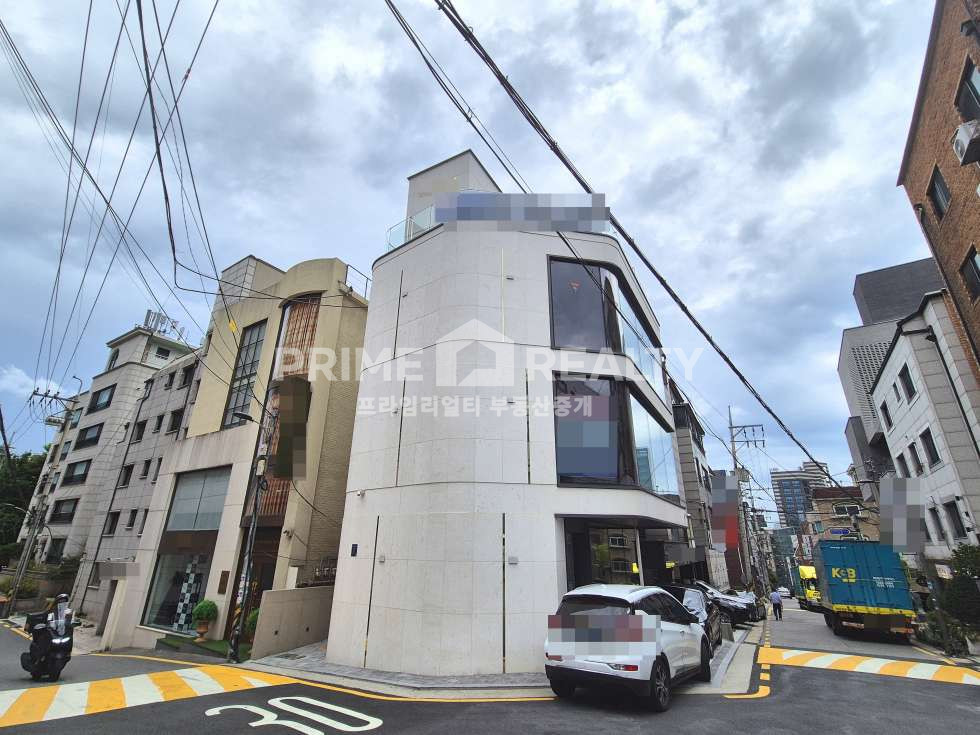 서울 강남구 역삼동 역삼동 사옥 임대 │ 언주역 도보 10분 │ 통유리 코너 신축 │ 연면 적 64평│강남사옥임대│강남통임대│강남사무실임대 월세 매물번호 10340 사진 2