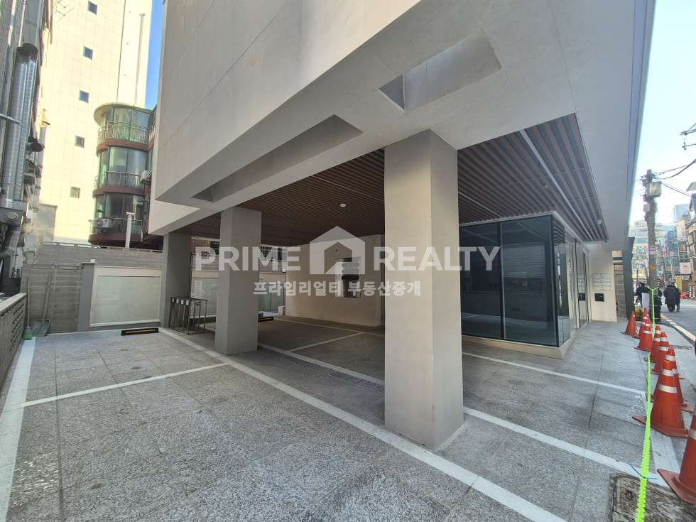 서울 강남구 역삼동 역삼동 통임대 신축 사옥│강남역·신논현역 도보권│루프탑│연면적 193평│강남사무실임대│강남통임대│강남사옥임대 월세 매물번호 10760 사진 3