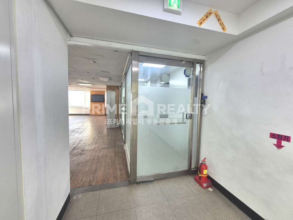 서울 강남구 역삼동 역삼동 사무실 임대│구 역삼세무서 사거리│전용 34평│강남사무실임대 월세 매물번호 10764 사진 5