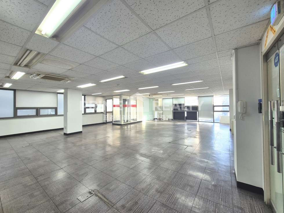서울 강남구 역삼동 1동 역삼동 사무실 임대│창업가사거리 인근│룸2 인테리어│전용 약 56평│강남사무실임대 월세 매물번호 10768 사진 1